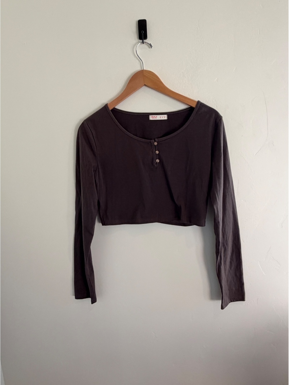 ROMWE Brown Long Sleeve Henley Crop Top Women’s Size Medium
